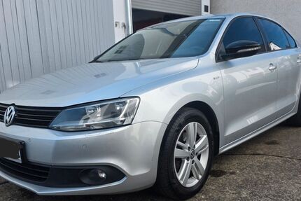 VW Jetta 219.541 km 6.400 &euro; Wetzlar 35576