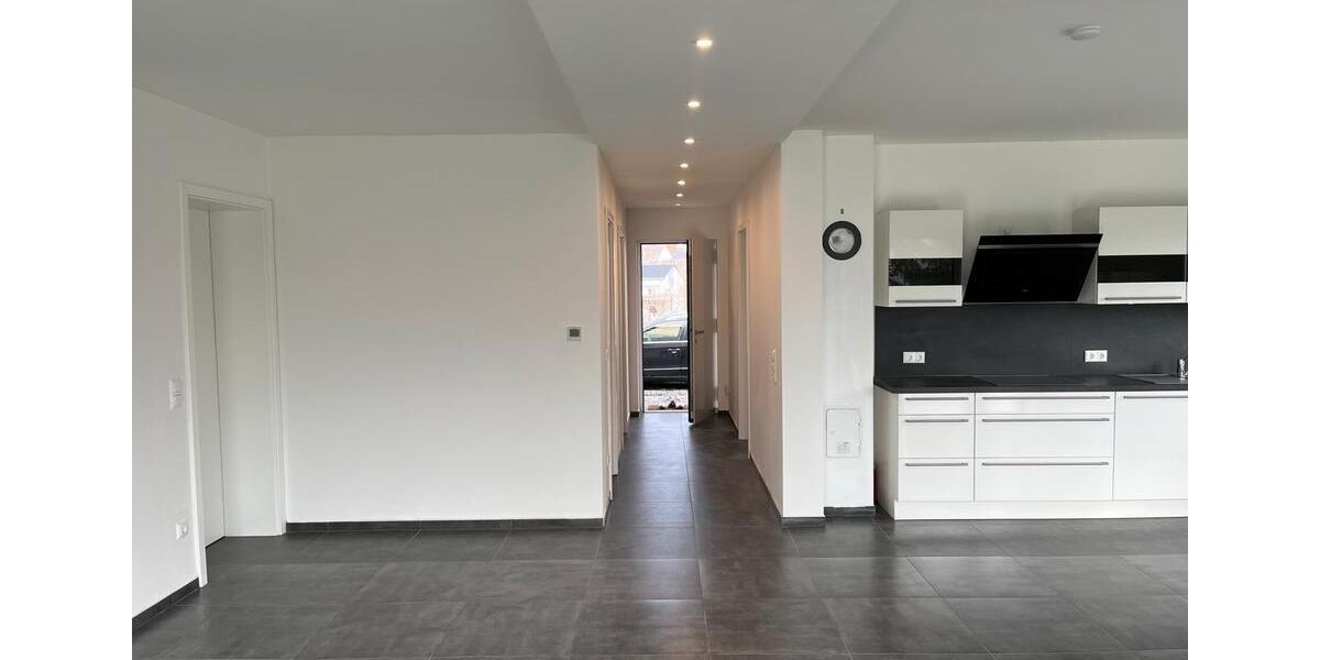 Erdgeschoßwohnung Aßlar - 3.5 Zimmer, 92 m&sup2;, 315.000&euro; | Angebot:26865721