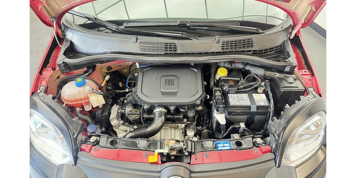 Fiat Panda Cross Red 1.0 Hybrid 1.Hand Neuwertig! 38.820 km 12.220 &euro; Lich 35423