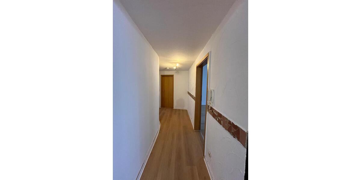 Etagenwohnung Weilburg - 4 Zimmer, 150 m&sup2;, 750&euro; | Angebot:23328092