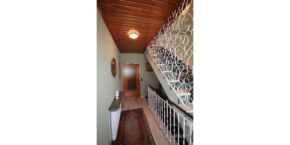 Einfamilienhaus Wölfersheim - 8 Zimmer, 160 m&sup2;, 470.000&euro; | Angebot:25682682