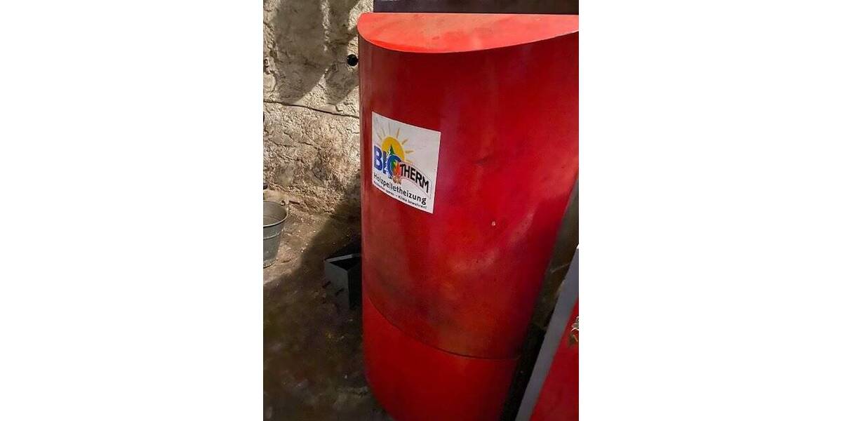 Bauernhaus, Landhaus Hüttenberg Vollnkirchen - 8 Zimmer, 233 m&sup2;, 265.000&euro; | Angebot:25780713