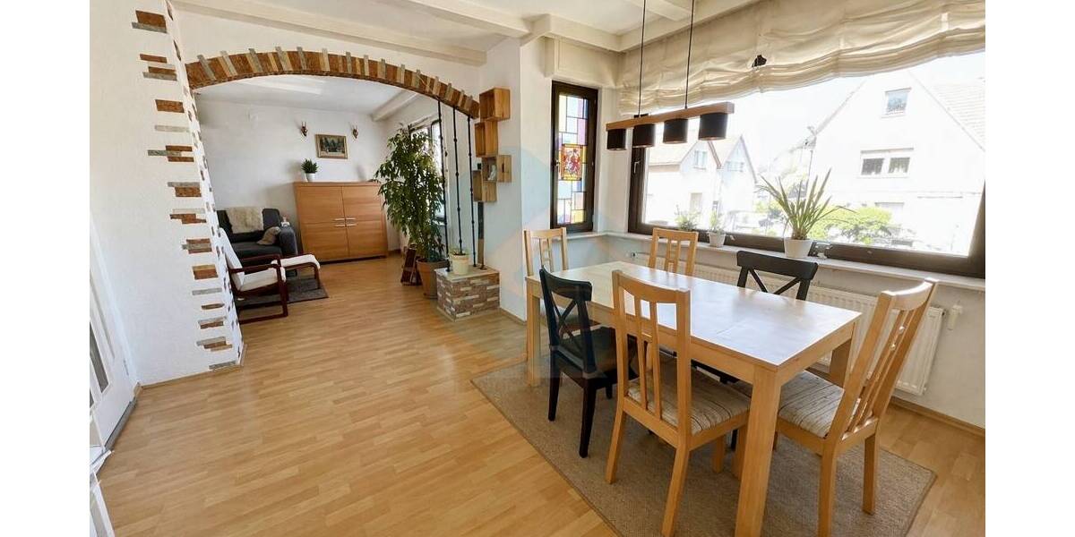 Doppelhaushälfte Butzbach - 7 Zimmer, 149 m&sup2;, 429.000&euro; | Angebot:26433959