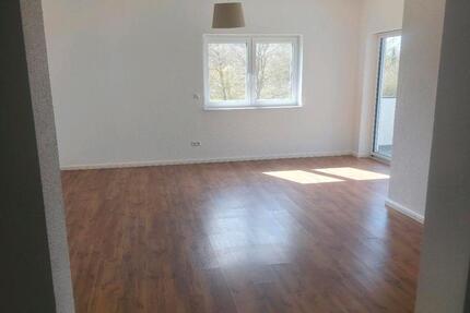 Wohnung Gießen Wieseck - 2 Zimmer, 70 m&sup2;, 900&euro; | Angebot:26225887