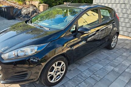 Ford Fiesta 151.000 km 3.790 &euro; Ehringshausen 35630