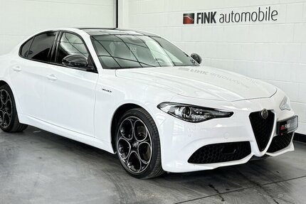 Alfa Romeo Giulia 2.0 Veloce Q4 Turbo Panoramadach Xenon 43.300 km 32.130 &euro; Lich 35423