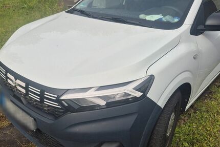 Dacia Sandero 26.000 km 10.500 &euro; Gießen 35398
