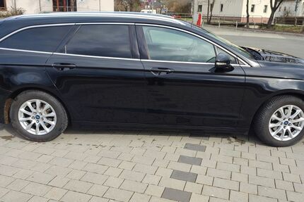 Ford Mondeo 178.000 km 10.200 &euro; Ehringshausen 35630