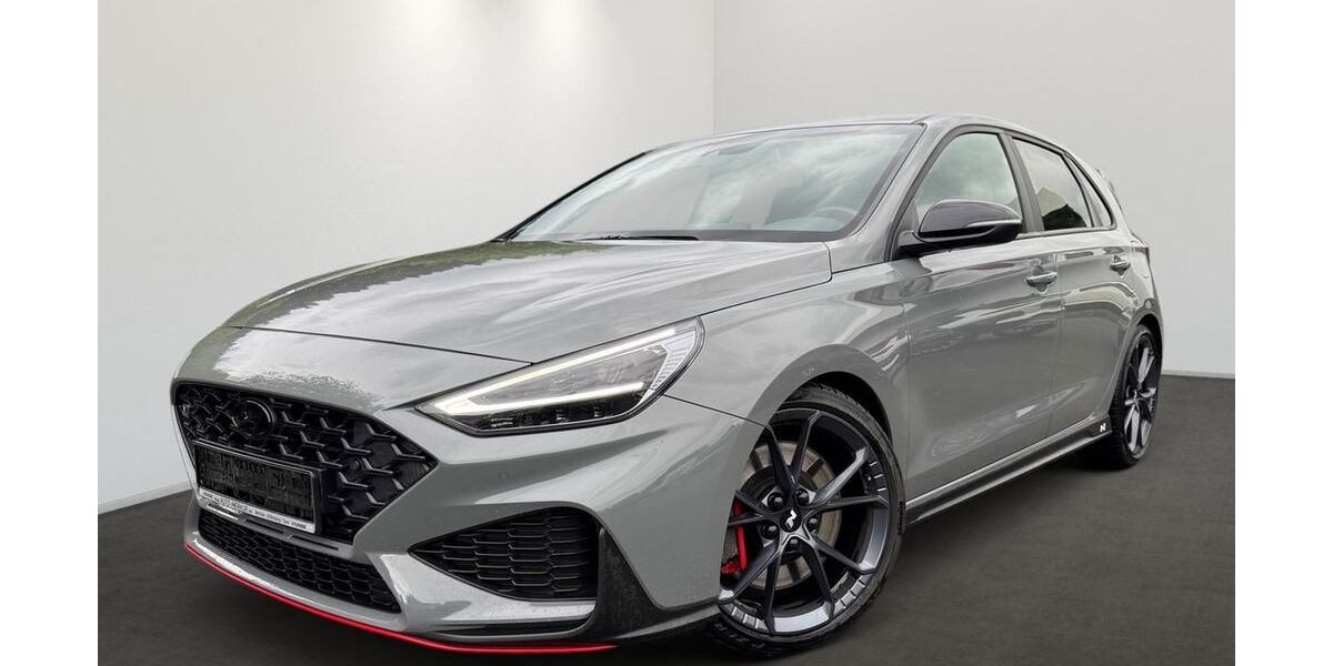 Hyundai i30 51.490 km 28.880 &euro; Dillenburg 35684
