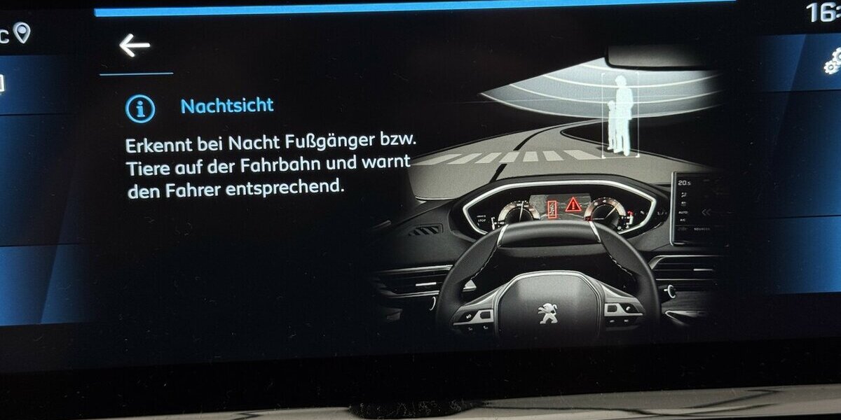 Peugeot 5008 GT 180 Blue HDi EAT8 1.Hand Nachtsicht 31.700 km 32.985 &euro; Lich 35423