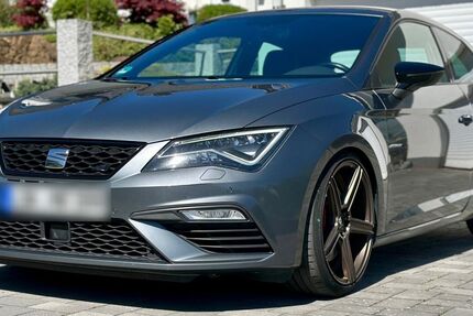Cupra Leon 113.000 km 15.490 &euro; Ehringshausen 35630