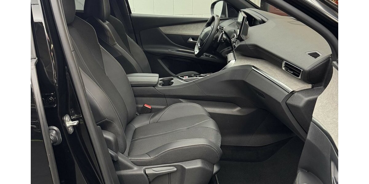 Peugeot 5008 GT 130 Puretech EAT8 Sitzheizung 34.900 km 23.520 &euro; Lich 35423