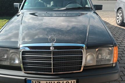 Mercedes-Benz 300 278.000 km 6.000 &euro; Weilburg 35781