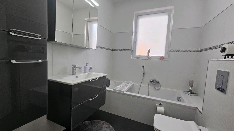 Mehrfamilienhaus, Wohnhaus Lich - 14 Zimmer, 310 m&sup2;, 499.000&euro; | Angebot:26075322