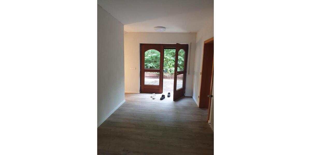 Doppelhaushälfte Dillenburg - 10 Zimmer, 227 m&sup2;, 199.900&euro; | Angebot:25678010