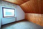 Einfamilienhaus Lollar - 9 Zimmer, 220 m&sup2;, 530.000&euro; | Angebot:26786583