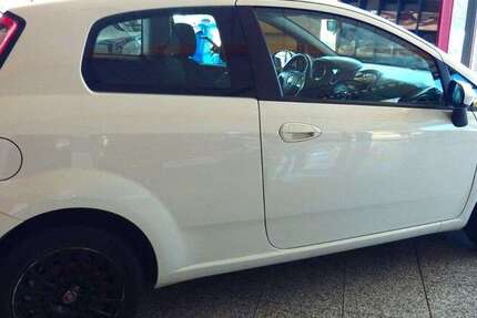 Fiat Punto Evo 78.000 km 1.700 &euro; Solms 35606