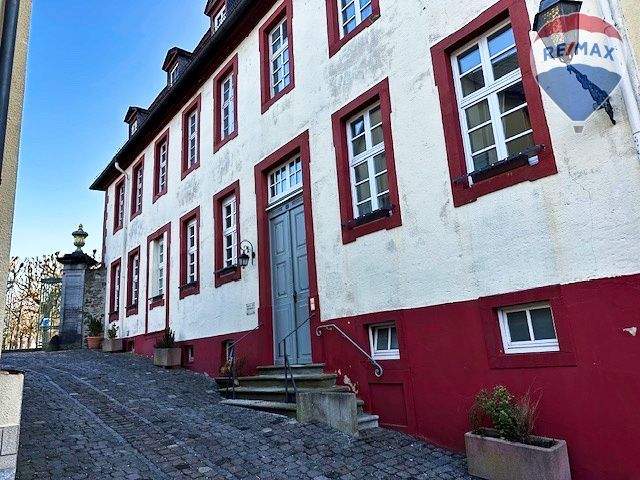 Etagenwohnung Weilburg - 3 Zimmer, 117 m&sup2;, 210.000&euro; | Angebot:25664424