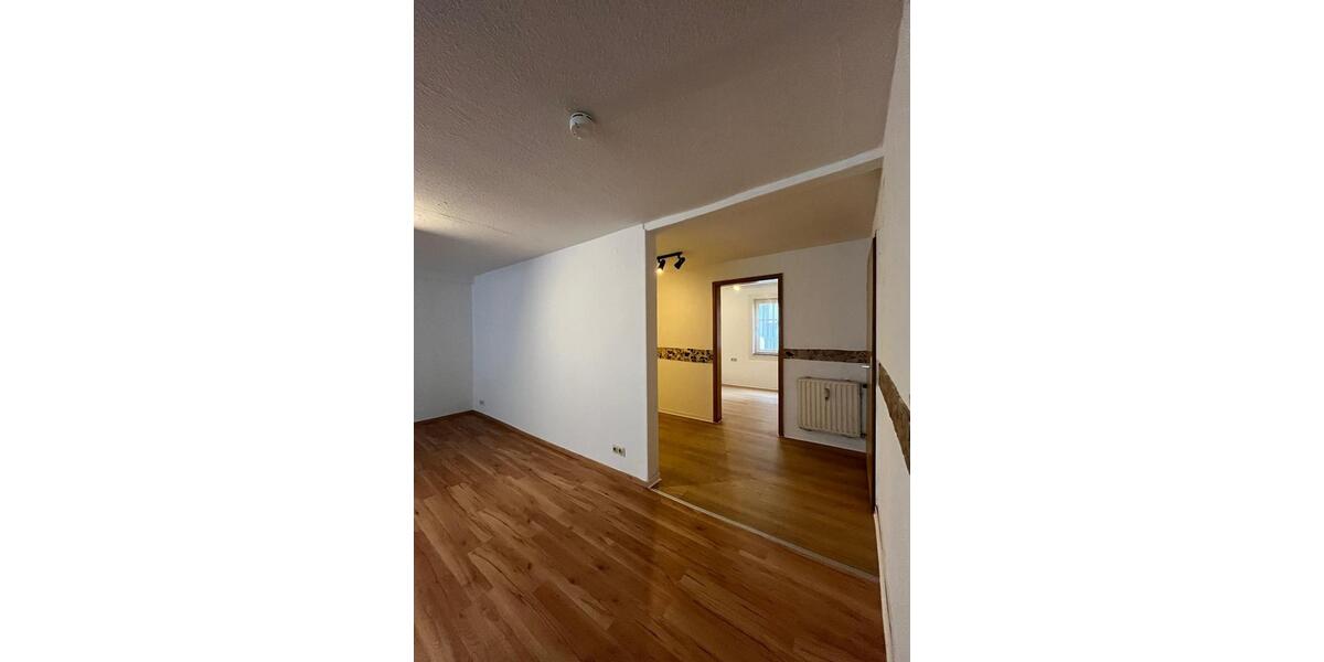 Etagenwohnung Weilburg - 4 Zimmer, 150 m&sup2;, 750&euro; | Angebot:23328092