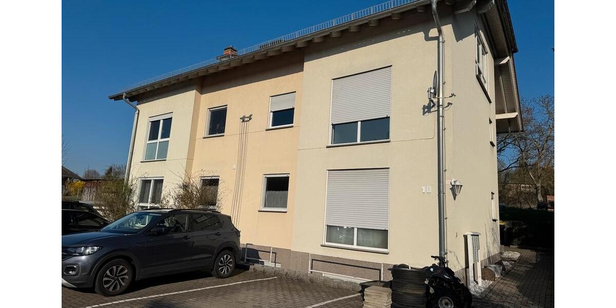 Dachgeschoßwohnung Bad Nauheim - 3 Zimmer, 94 m&sup2;, 950&euro; | Angebot:25756785