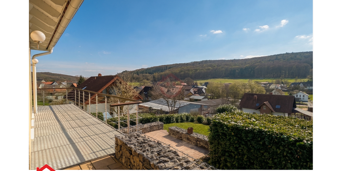 Einfamilienhaus Gladenbach - 7 Zimmer, 189 m&sup2;, 585.000&euro; | Angebot:26121100