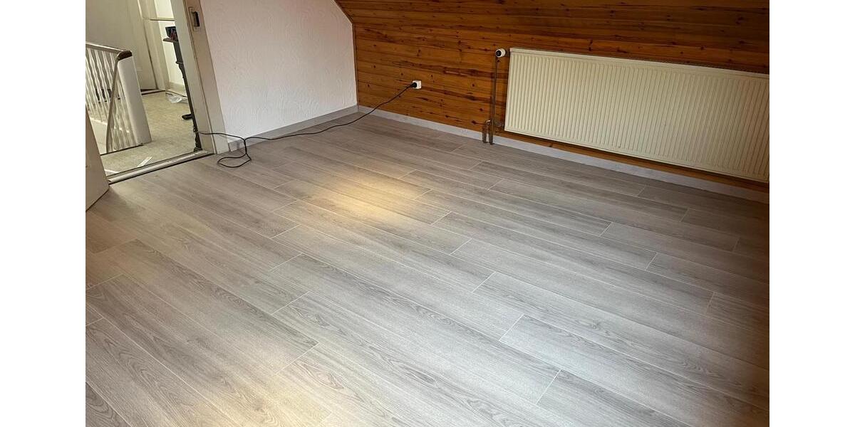 Einfamilienhaus Braunfels - 7 Zimmer, 140 m&sup2;, 1.000&euro; | Angebot:25088036