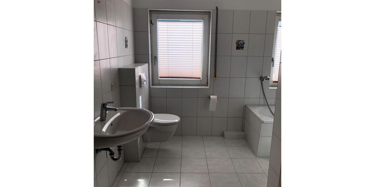 Hochparterre Greifenstein - 4 Zimmer, 100 m&sup2;, 450&euro; | Angebot:26254510