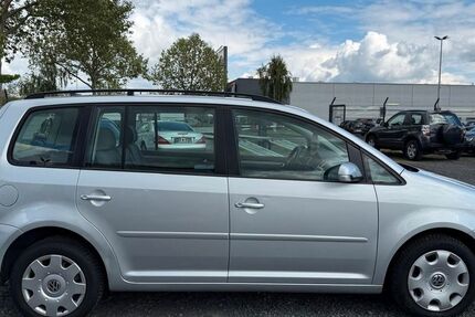 VW Touran 141.360 km 6.500 &euro; Lollar 35457