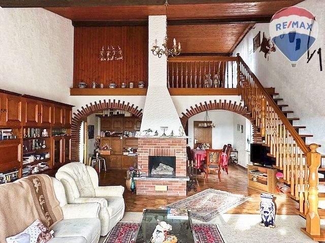 Mehrfamilienhaus, Wohnhaus Runkel Schadeck - 9 Zimmer, 360 m&sup2;, 425.000&euro; | Angebot:25664422