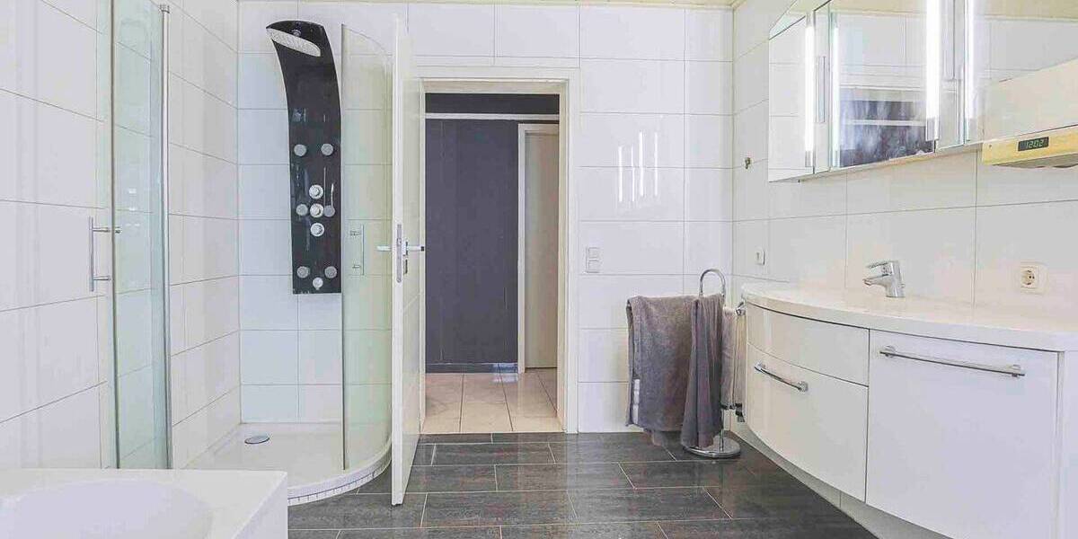 Einfamilienhaus Biebertal Rodheim-Bieber - 5 Zimmer, 142 m&sup2;, 649.000&euro; | Angebot:26826096