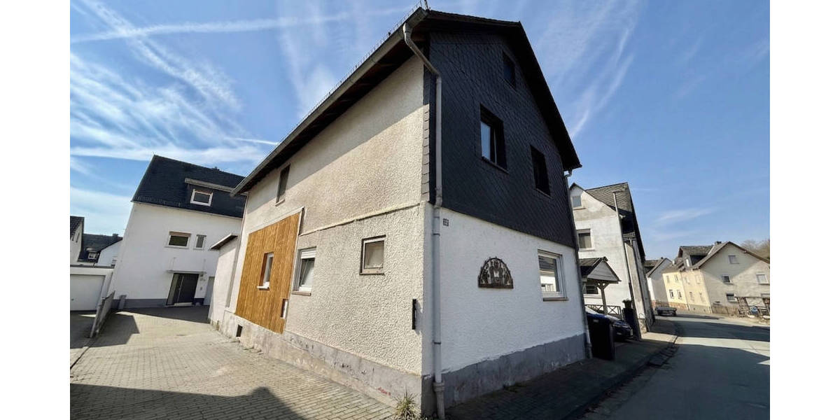 Einfamilienhaus Braunfels / Tiefenbach Tiefenbach - 4 Zimmer, 123 m&sup2;, 149.000&euro; | Angebot:26029504