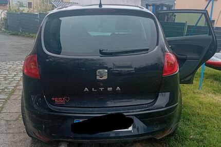 Seat Altea 240.000 km 800 &euro; Weilburg 35781