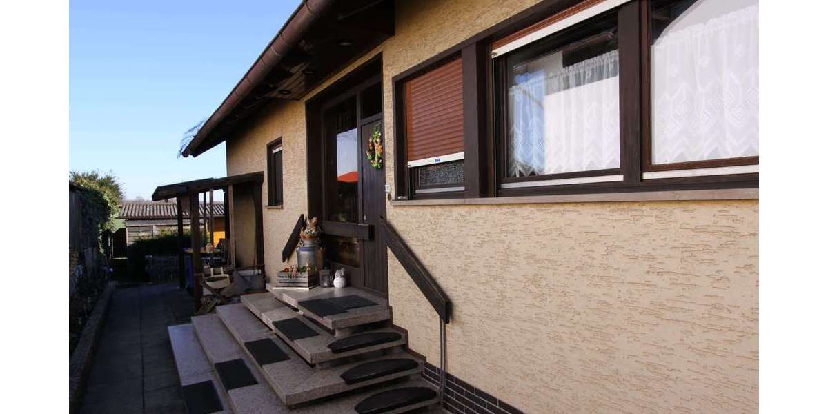 Einfamilienhaus Wölfersheim - 7 Zimmer, 195 m&sup2;, 399.000&euro; | Angebot:25370926