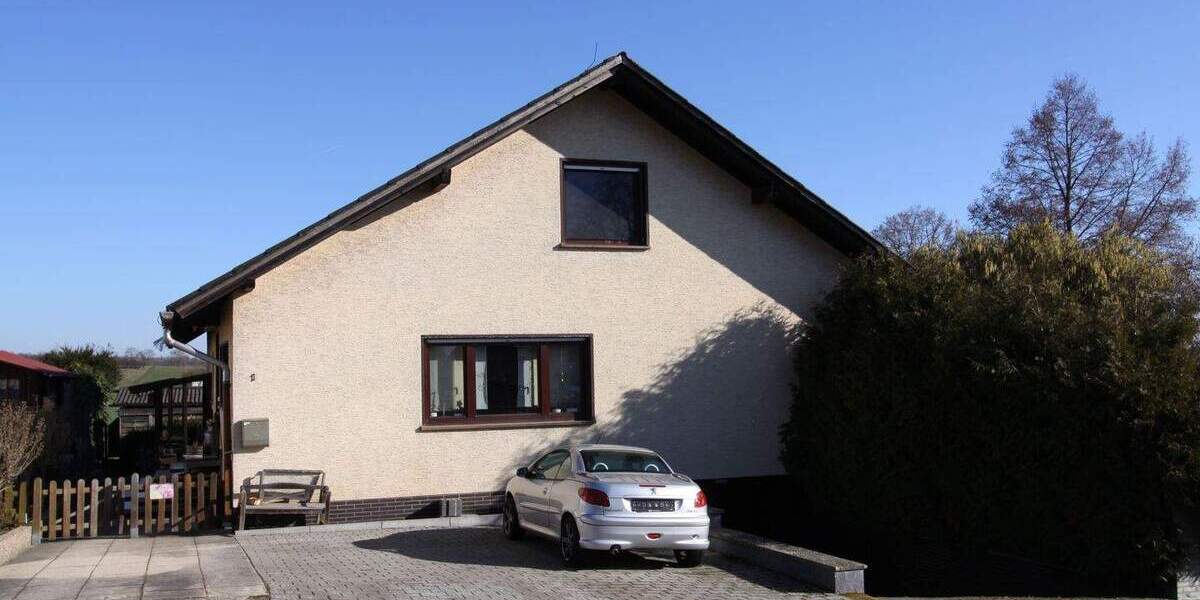 Mehrfamilienhaus, Wohnhaus Wölfersheim - 7 Zimmer, 195 m&sup2;, 399.000&euro; | Angebot:25738262