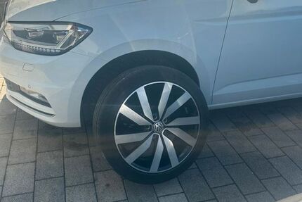 VW Touran 240.100 km 12.400 &euro; Gießen 35396