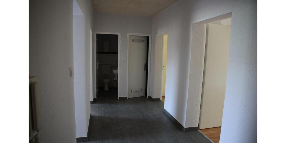 Etagenwohnung Gießen - 3 Zimmer, 88 m&sup2;, 1.115&euro; | Angebot:26533037