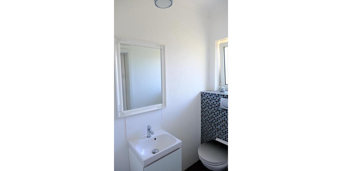 Einfamilienhaus Löhnberg - 10 Zimmer, 200 m&sup2;, 550.000&euro; | Angebot:21871621