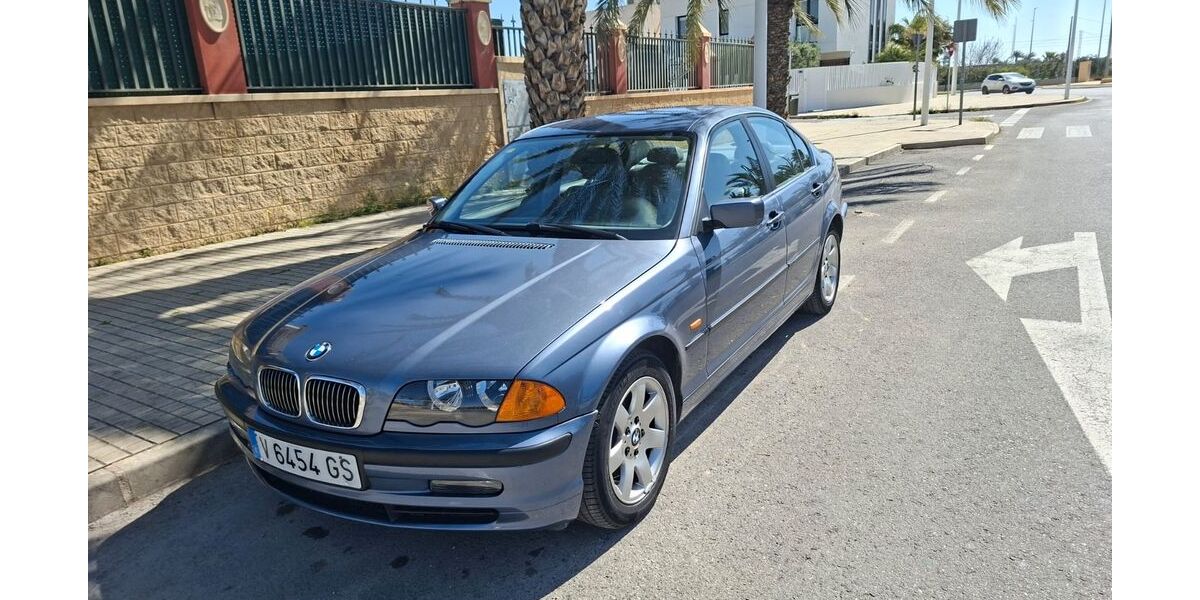 BMW 328 140.000 km 8.798 &euro; Buseck 35418