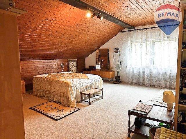 Mehrfamilienhaus, Wohnhaus Runkel Schadeck - 9 Zimmer, 360 m&sup2;, 425.000&euro; | Angebot:25664422