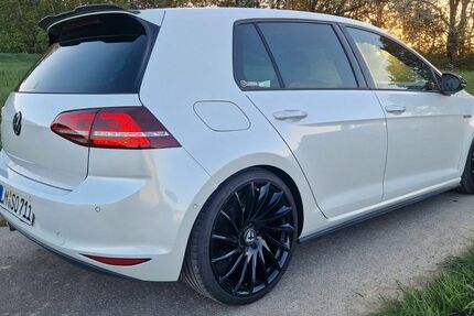 VW Golf 229.000 km 8.600 &euro; Weilmünster 35789