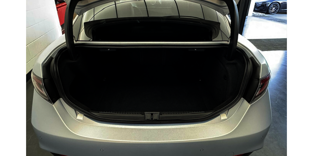 Alfa Romeo Giulia 2.0 Competizione Q4 Turbo Panoramadach 17.100 km 38.460 &euro; Lich 35423