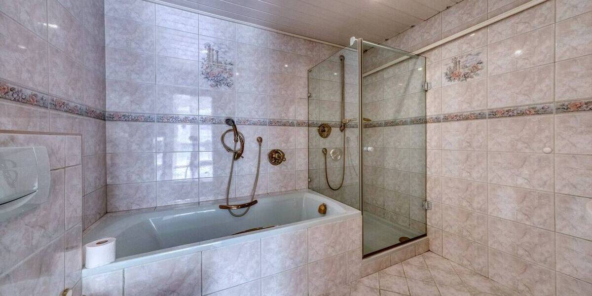 Einfamilienhaus Herborn / Seelbach Seelbach - 7 Zimmer, 193 m&sup2;, 269.000&euro; | Angebot:26160423