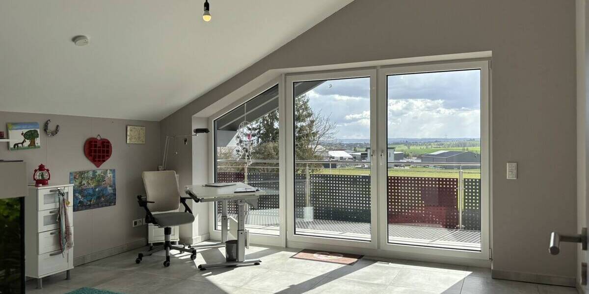 Einfamilienhaus Biebertal / Vetzberg Vetzberg - 1 Zimmer, 251 m&sup2;, 815.000&euro; | Angebot:26731146