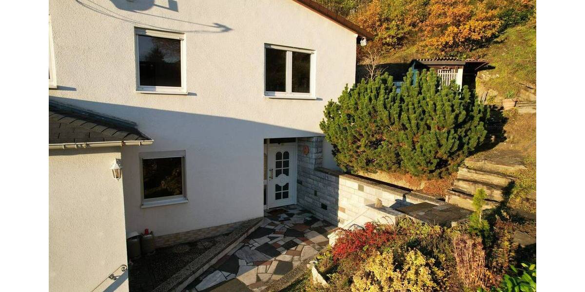 Einfamilienhaus Herborn / Seelbach Seelbach - 7 Zimmer, 193 m&sup2;, 269.000&euro; | Angebot:26160423