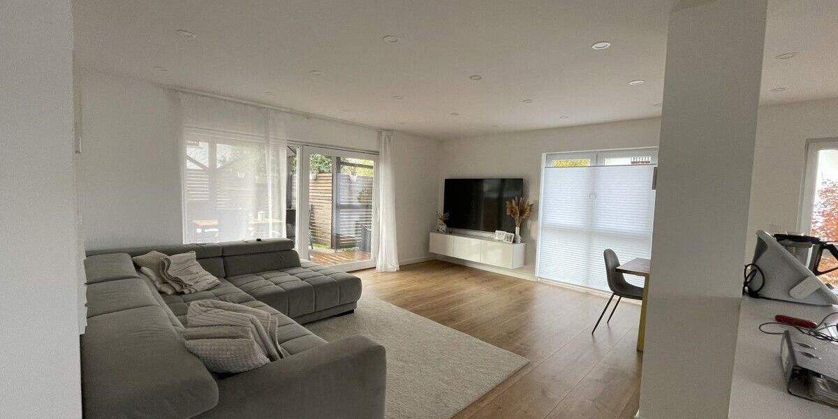 Einfamilienhaus Ehringshausen / Kölschhausen Kölschhausen - 9 Zimmer, 238 m&sup2;, 490.000&euro; | Angebot:25728156