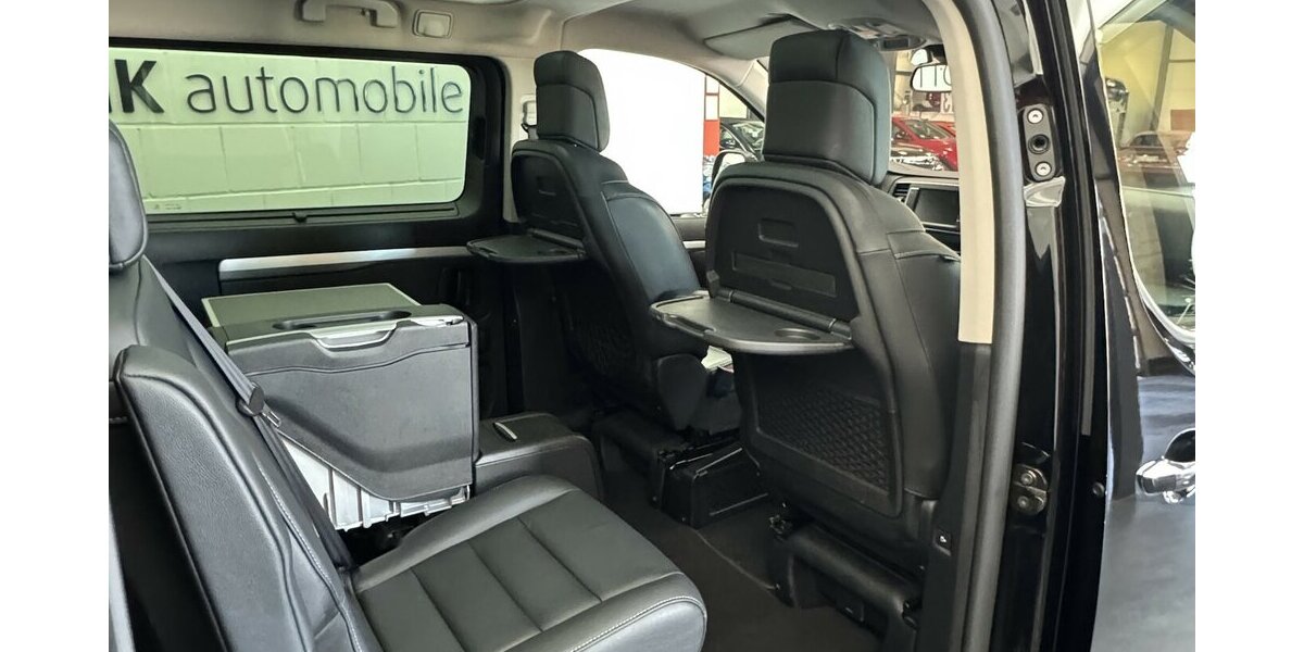 Opel Zafira Life -e Elegance L 50 kWh Leder Xenon CAM 34.950 km 24.760 &euro; Lich 35423