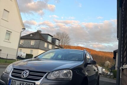 VW Golf 170.000 km 5.500 &euro; Sinn 35764
