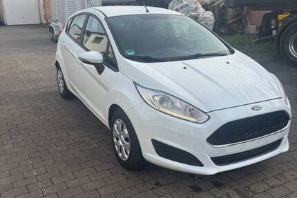 Ford Fiesta 99.632 km 7.000 &euro; Solms 35606
