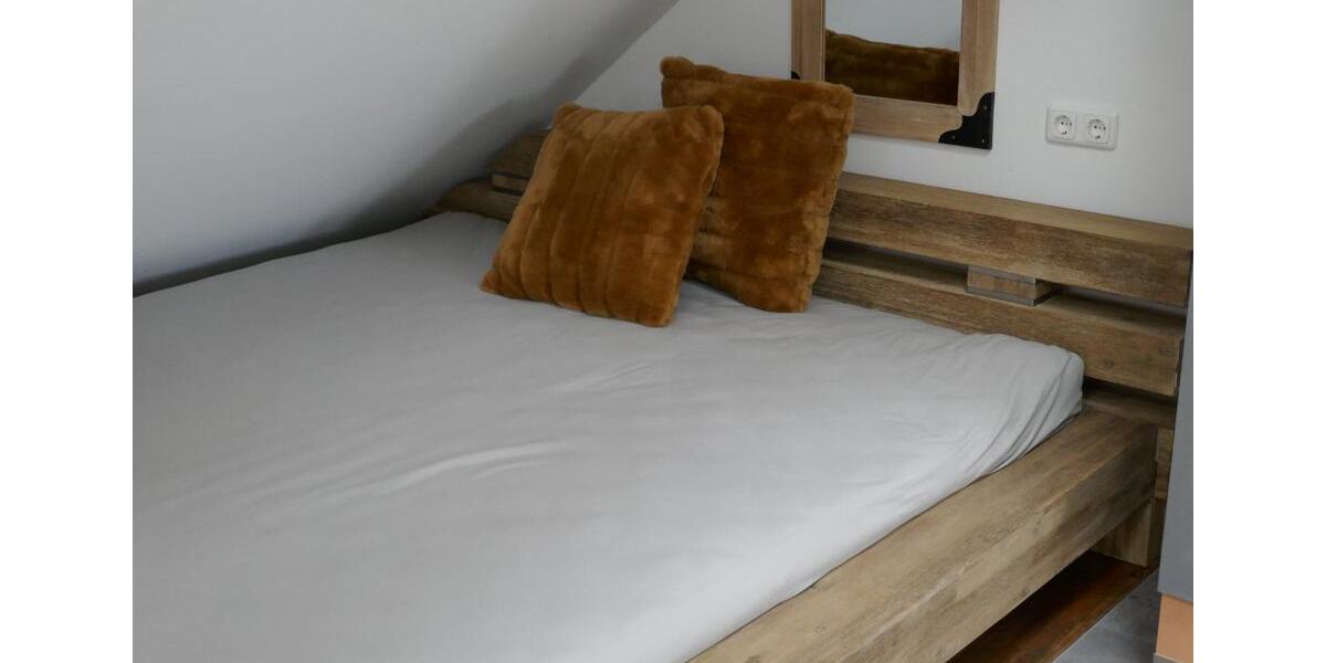 Dachgeschoßwohnung Gießen Allendorf - 1 Zimmer, 65 m&sup2;, 1.200&euro; | Angebot:25378025