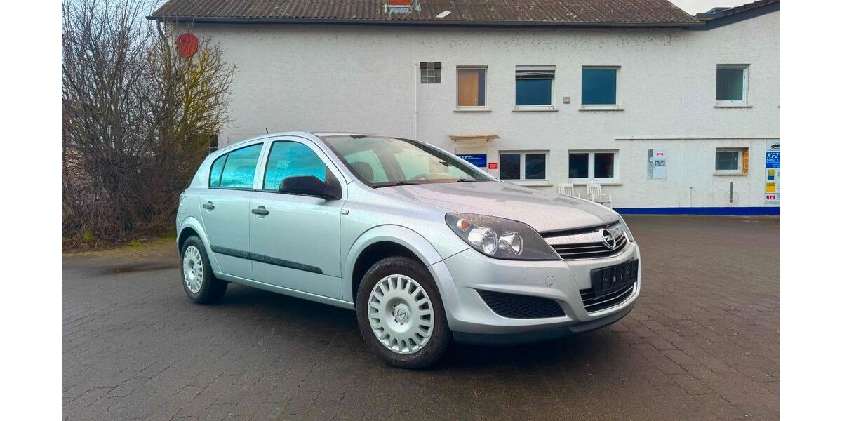 Opel Astra 35.000 km 5.480 &euro; Bad Nauheim 61231